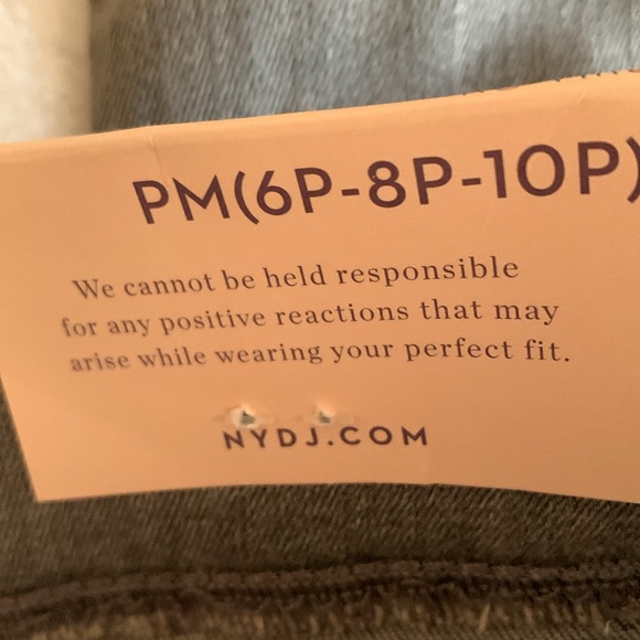 NYDJ Slim Bootcut Pull-On Jeans In Petite NWT petite medium - Picture 10 of 12